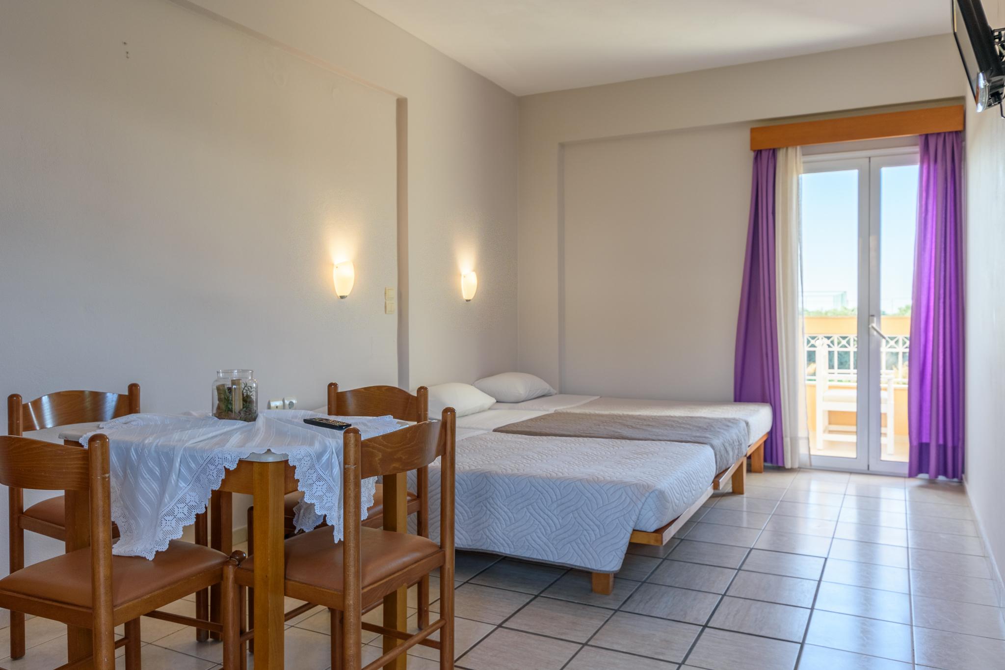 Danelis Studios & Apartments Malia Buitenkant foto